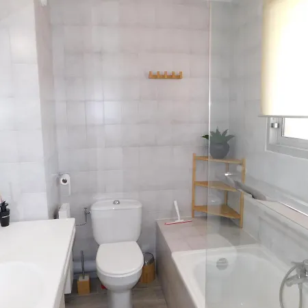 아파트 T1 Residence L'Amandine Proche Plage Avec Parking 앙티브